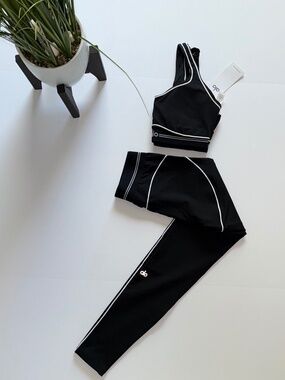 Black Matching Set Alo😮‍💨🔥🖤